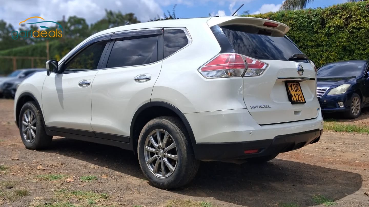 Nissan X-Trail image 3